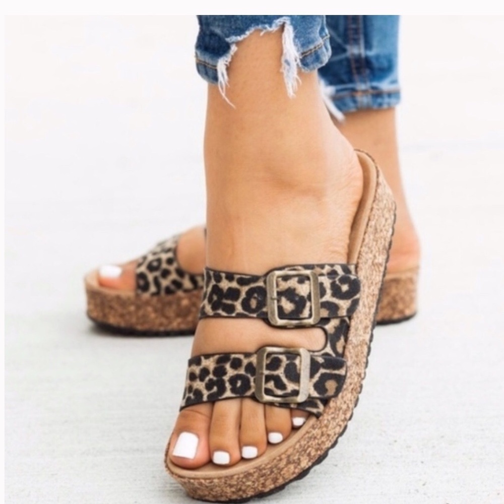 Leopard Print Buckle Sandals